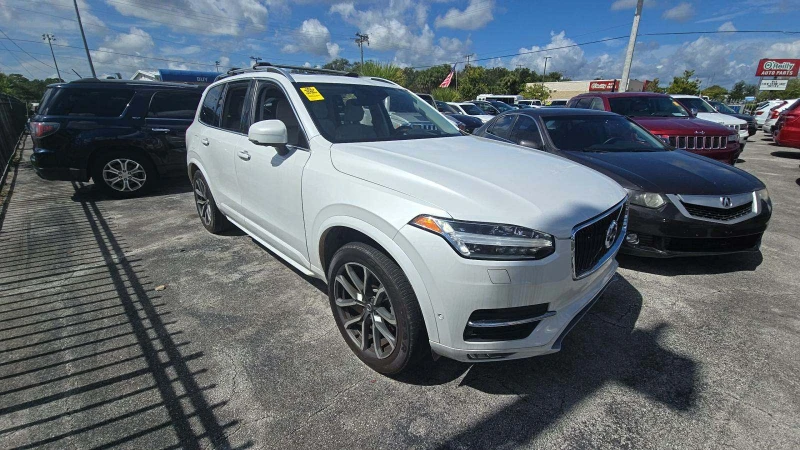 Volvo Xc90 T6 Momentum 7-Passenger, снимка 1 - Автомобили и джипове - 47193276