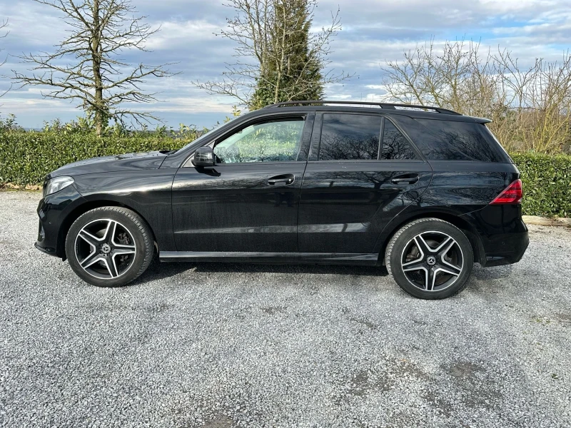 Mercedes-Benz GLE 350 d* * 4Matic* * AMG Line* * NightPaket* * , снимка 6 - Автомобили и джипове - 49079095