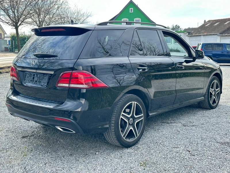Mercedes-Benz GLE 350 d* * 4Matic* * AMG Line* * NightPaket* * , снимка 4 - Автомобили и джипове - 49079095