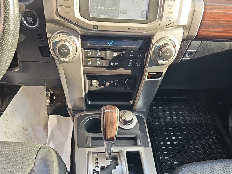 Toyota 4runner * SR5 * CARFAX * БЕЗ ПЪРВОНАЧАЛНА ВНОСКА, снимка 9 - Автомобили и джипове - 52851554