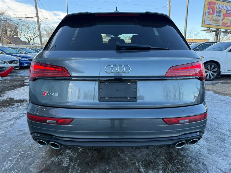 Audi SQ5 MATRIX* ДИСТРОНИК* 360КАМЕРА* LANE* ASSIST* , снимка 6 - Автомобили и джипове - 54445564