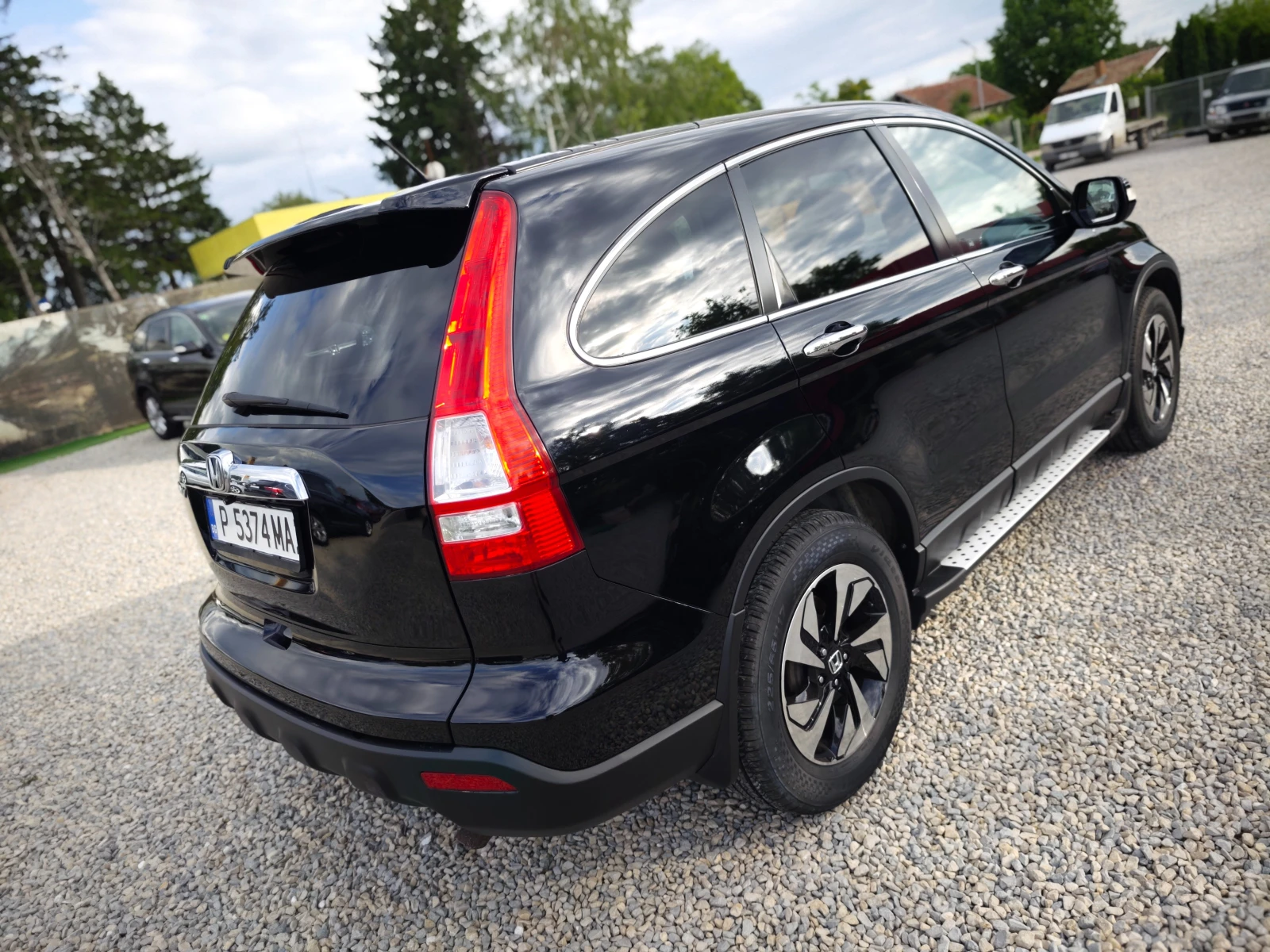 Honda Cr-v 8RAM/8ЯДР NAV-БЪЛГАРСКИ/СПОЙЛЕР/СТЕПЕН/НОВИ ДЖАНТИ - изображение 9