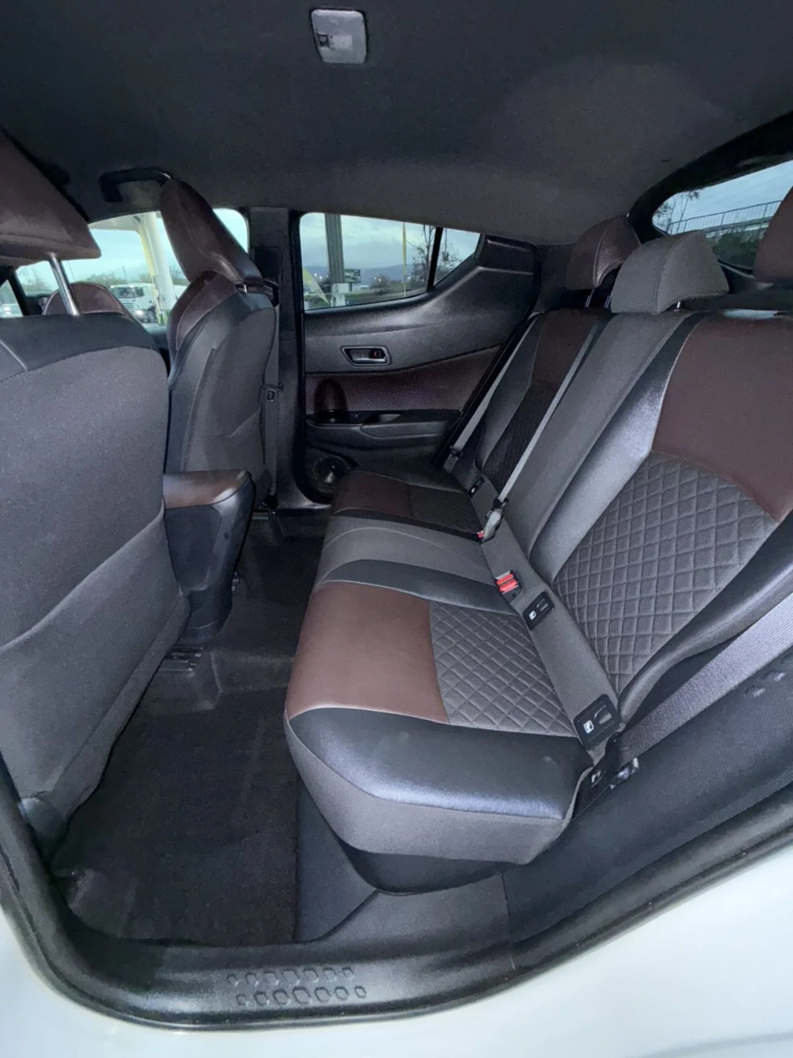 Toyota C-HR HYBRID CLASSY LED | Mobile.bg   13