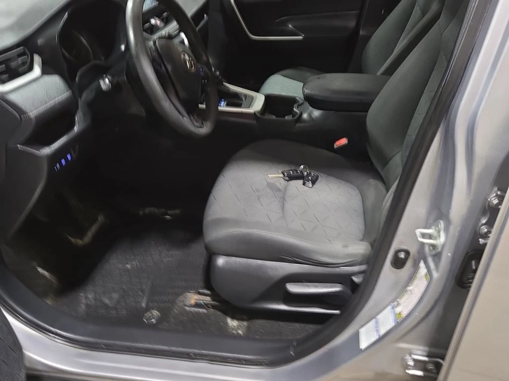 Toyota Rav4 * LE * CARFAX *    | Mobile.bg   5