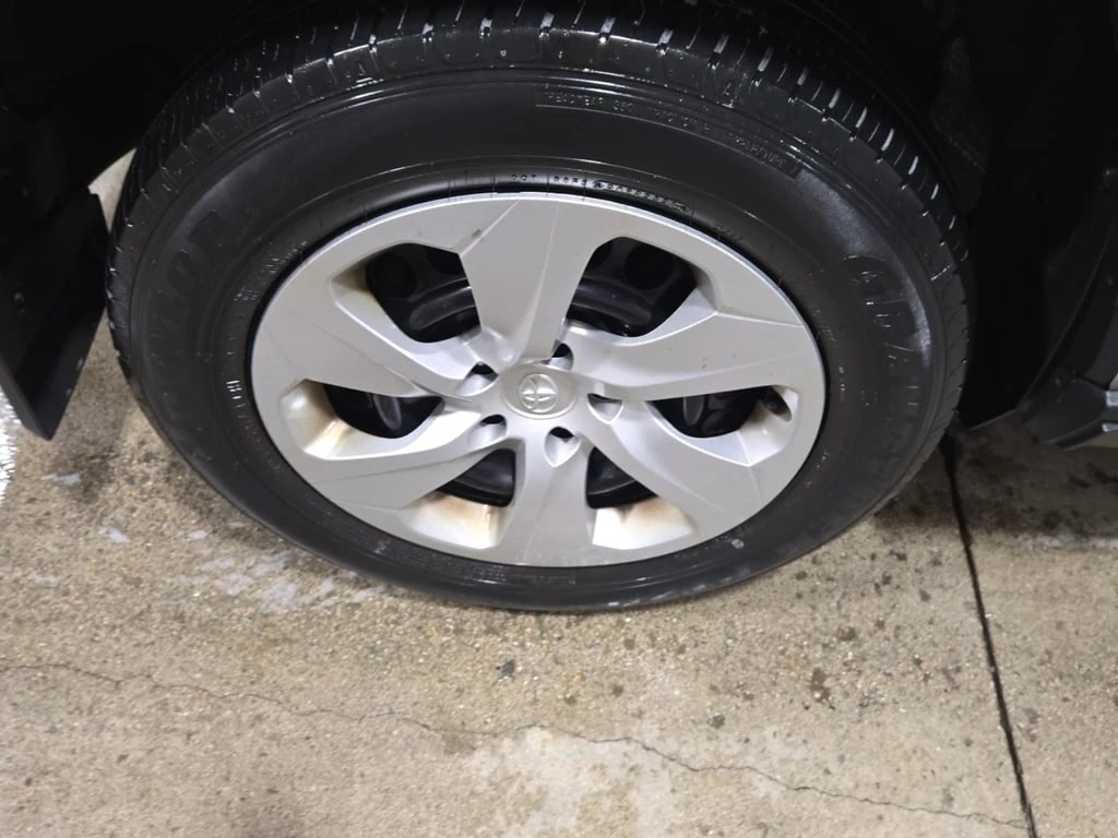 Toyota Rav4 * LE * CARFAX *    | Mobile.bg   6