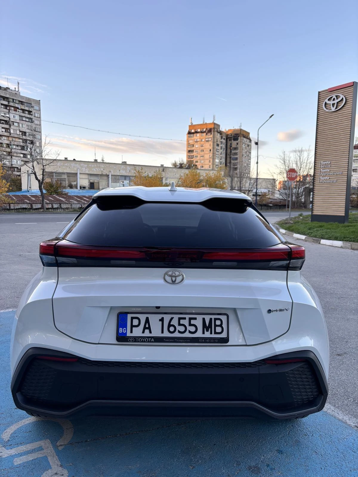 Toyota C-HR 2.0 PHEV E-CVT Club FWD | Mobile.bg   5
