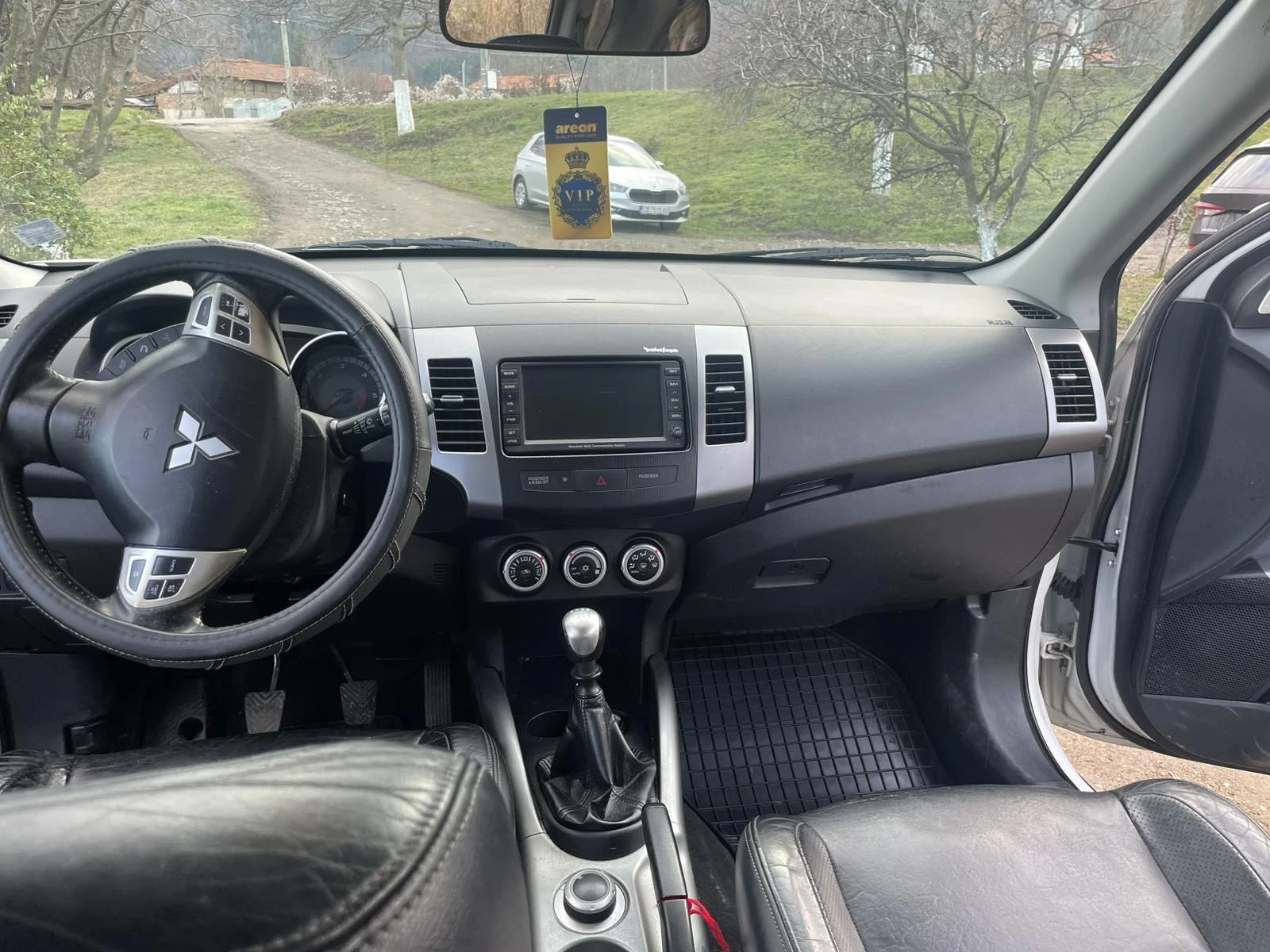 Mitsubishi Outlander | Mobile.bg � ����������� 8