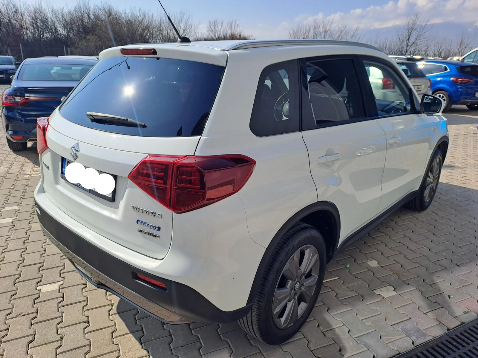 Suzuki Vitara 1.4 GL+ Booster Jet HYBRID 4X4, снимка 4 - Автомобили и джипове - 53974321