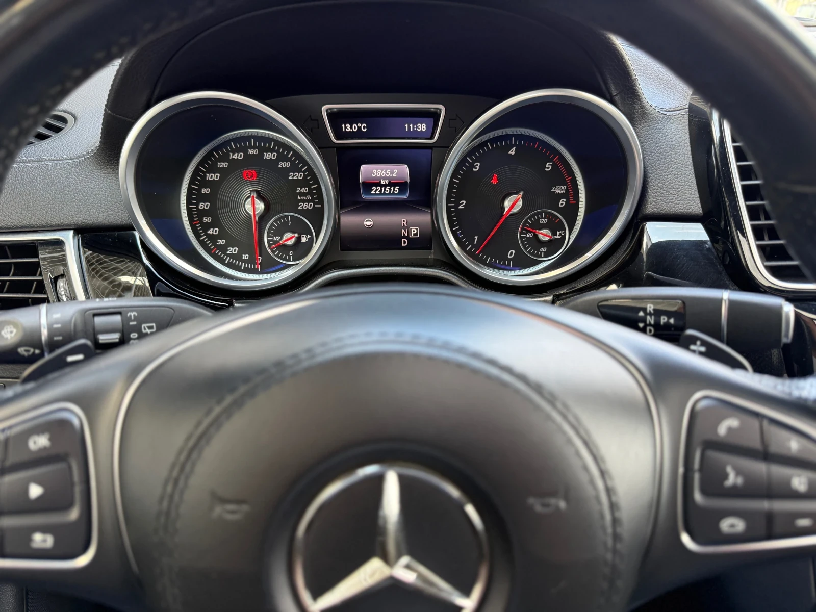 Mercedes-Benz GLS 350 AMG-Optic+ 4Matic+ Designo+ 7места+ Harman/Cardon, снимка 13 - Автомобили и джипове - 53980729