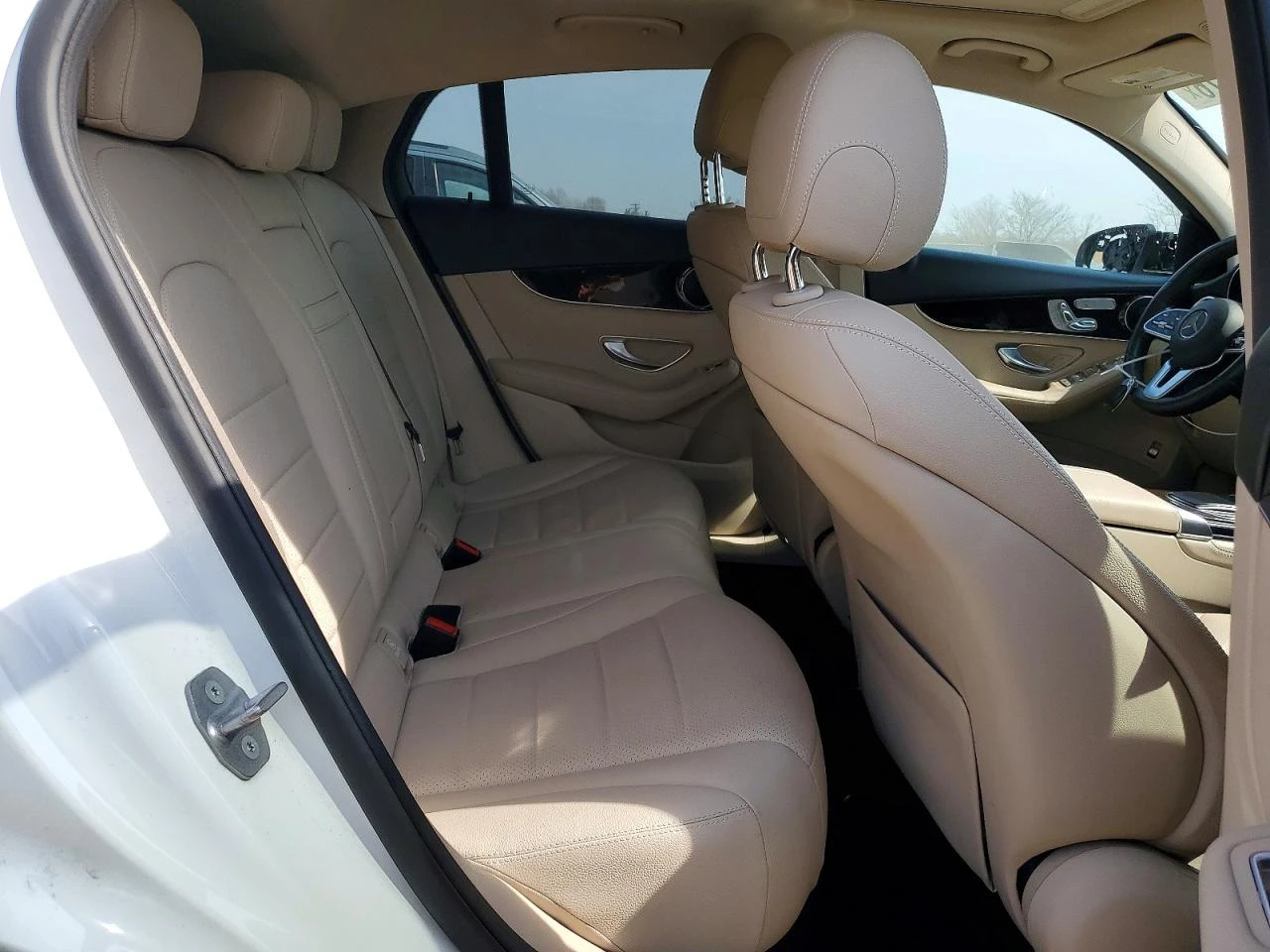 Mercedes-Benz GLC 2.0l Coupe 300 4Matic, снимка 11 - Автомобили и джипове - 54919586