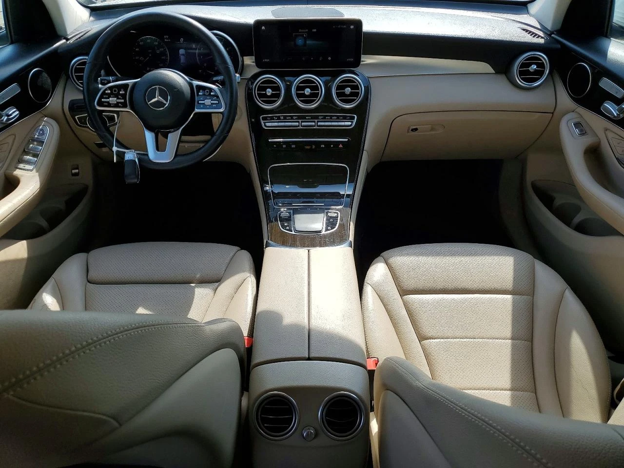 Mercedes-Benz GLC 2.0l Coupe 300 4Matic, снимка 8 - Автомобили и джипове - 54919586