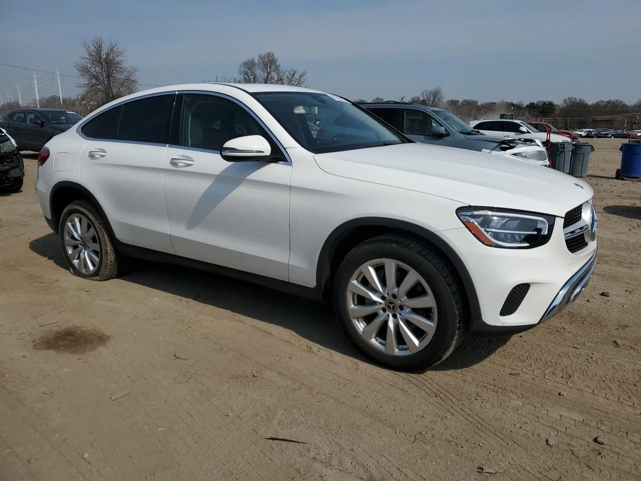 Mercedes-Benz GLC 2.0l Coupe 300 4Matic, снимка 4 - Автомобили и джипове - 54919586