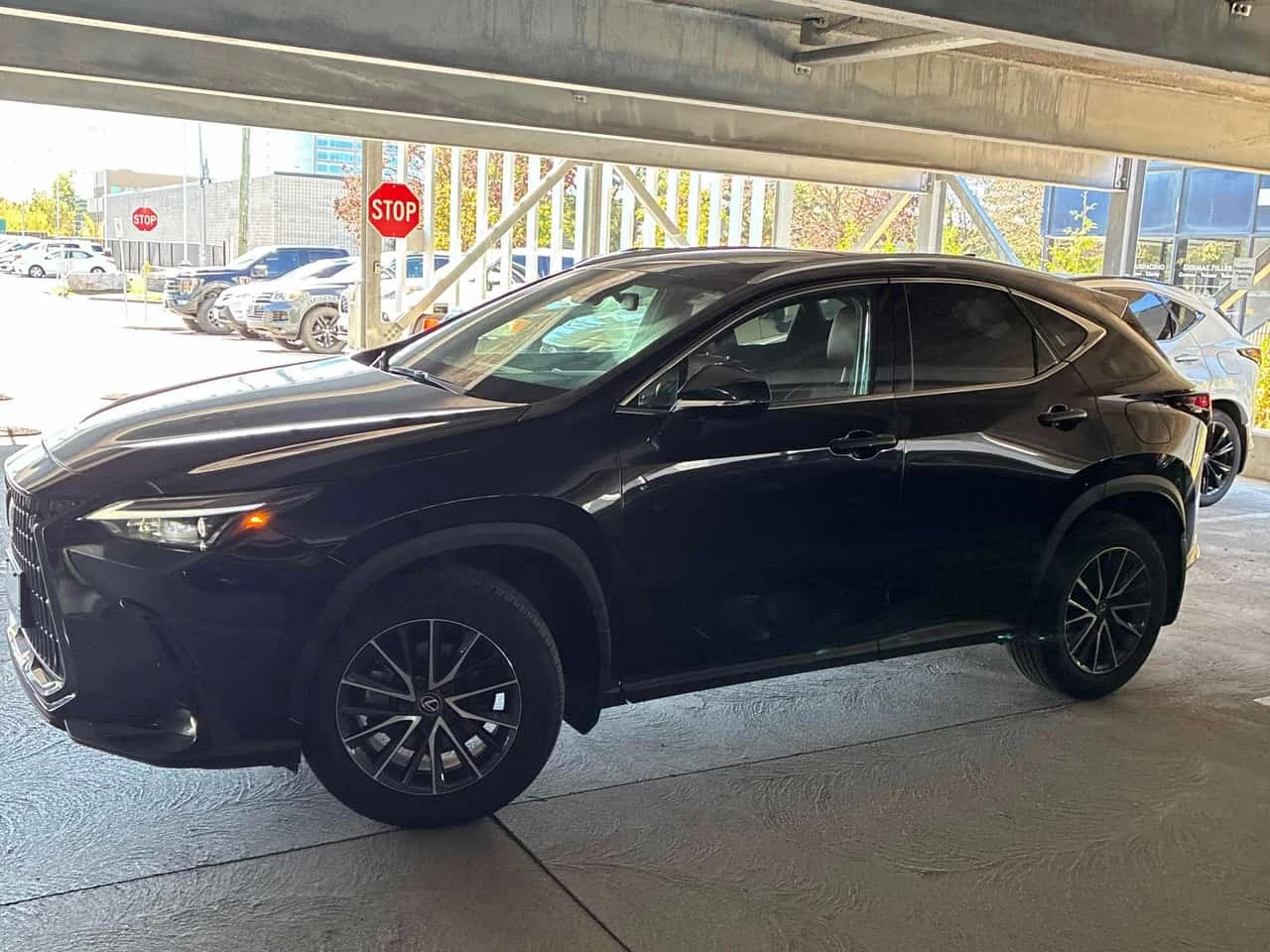 Lexus NX 350h | CARFAX | ������ ���������������� �� LEXUS | Mobile.bg � ����������� 3