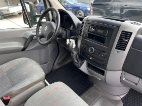 VW Crafter 2.5TDI 3.5т. 4.40м. Клима , снимка 12