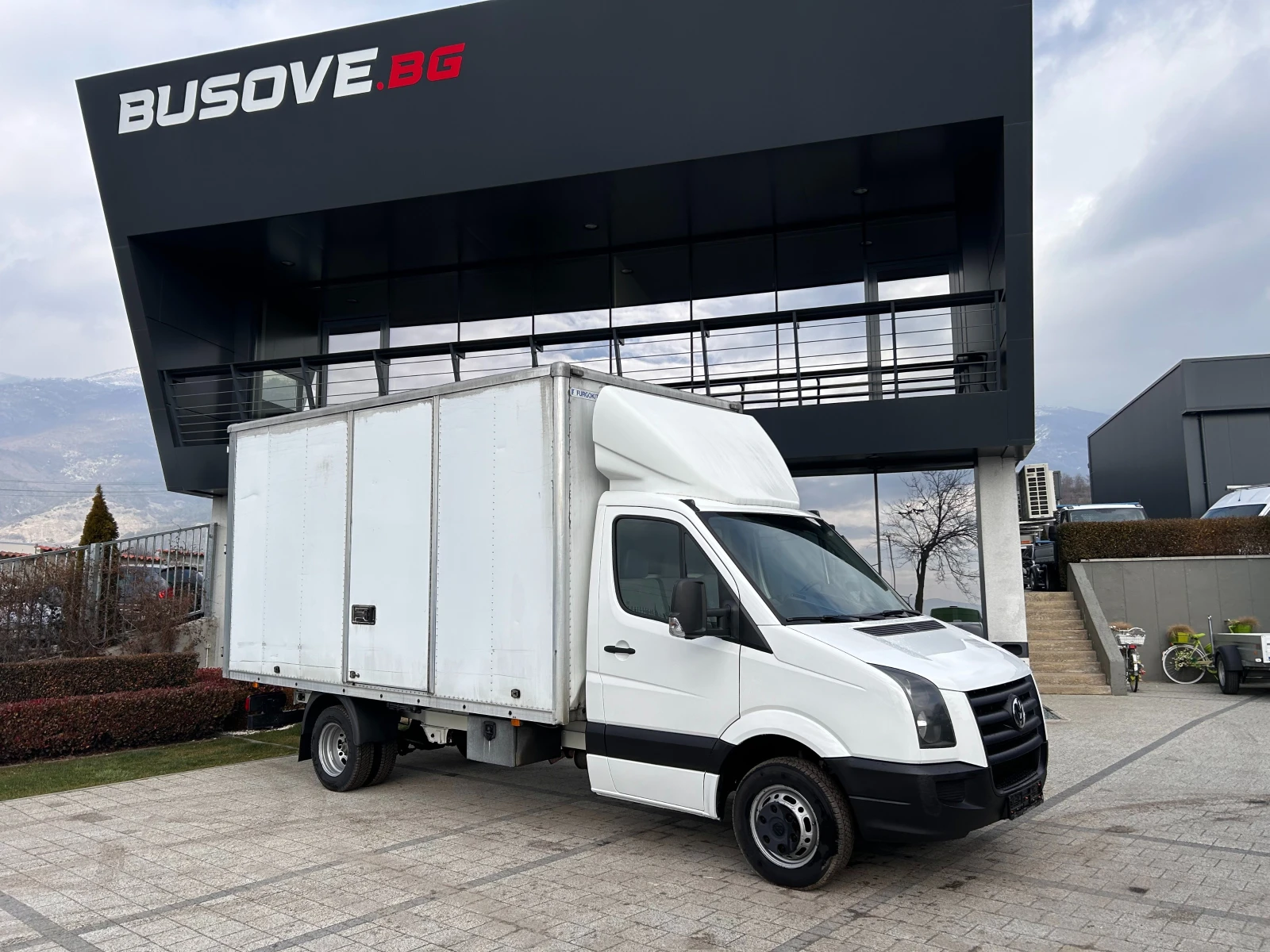 VW Crafter 2.5TDI 3.5т. 4.40м. Клима  | Mobile.bg — изображение 1