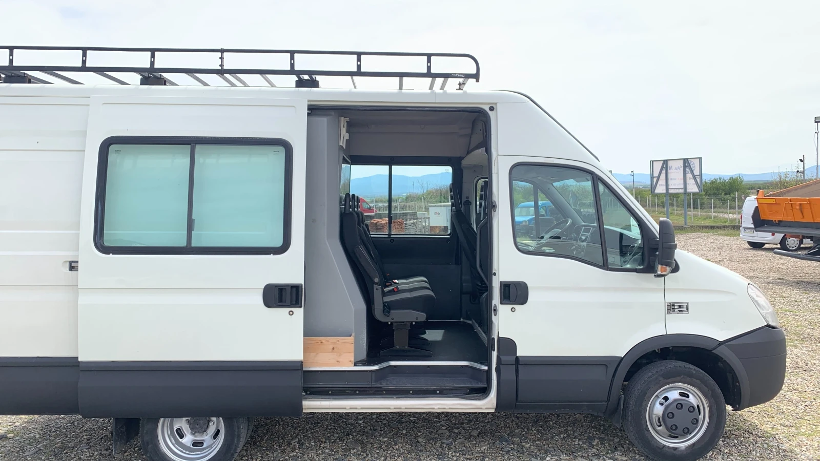 Iveco Daily 50C14, снимка 8 - Бусове и автобуси - 53910609