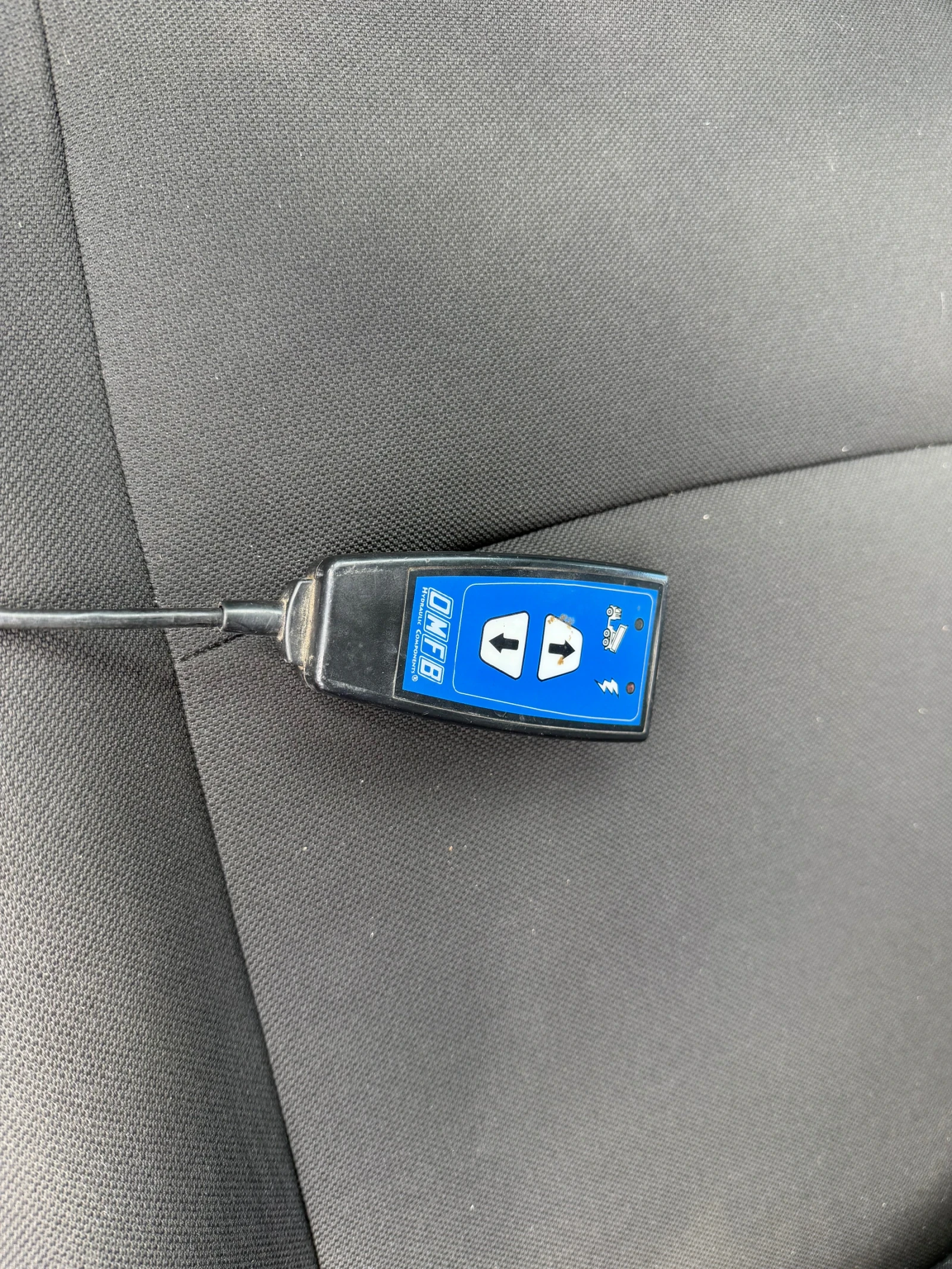 Renault Master CDTI 125 Самосвал, снимка 10 - Бусове и автобуси - 55263729