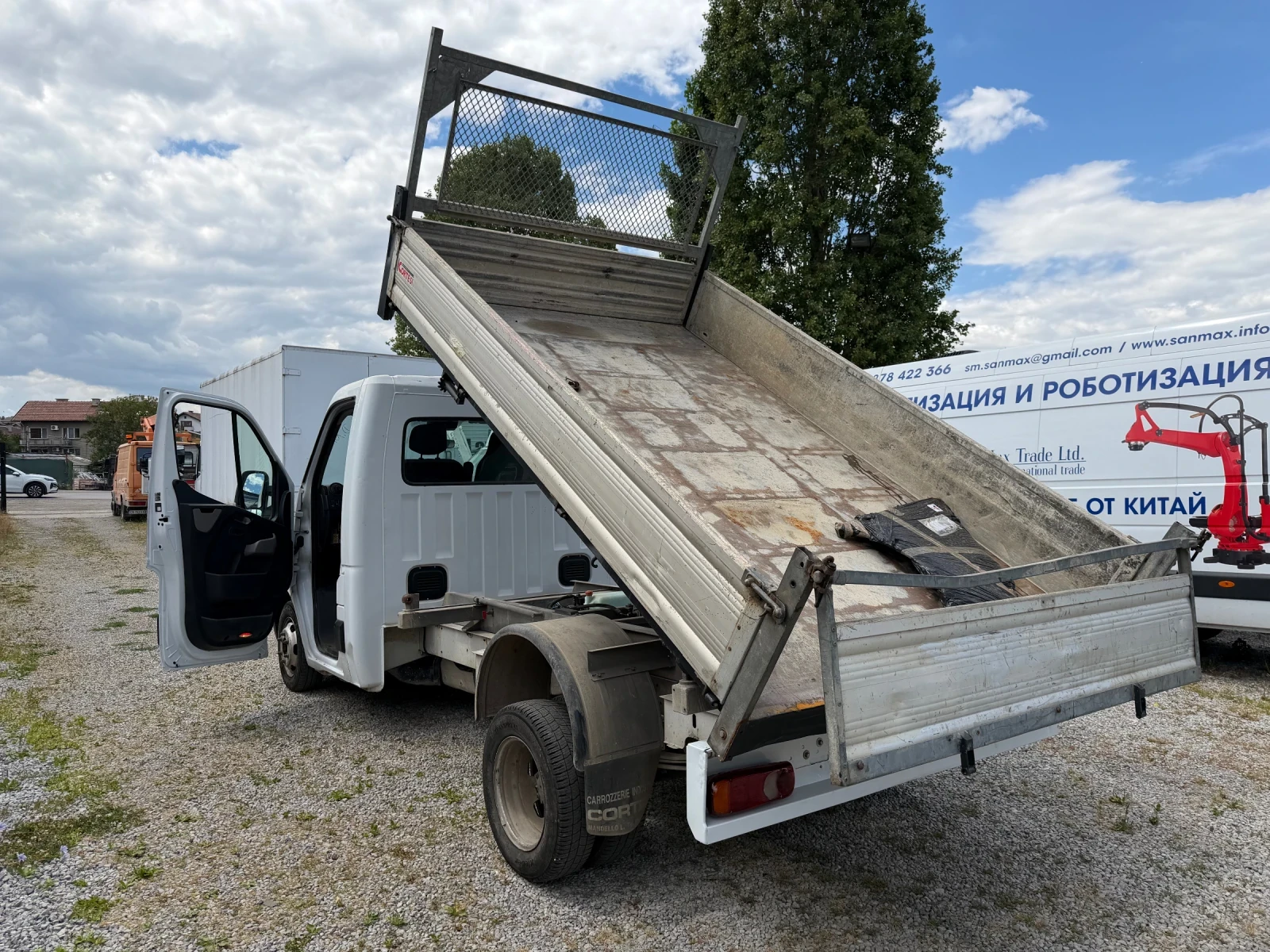 Renault Master CDTI 125 Самосвал, снимка 13 - Бусове и автобуси - 55263729