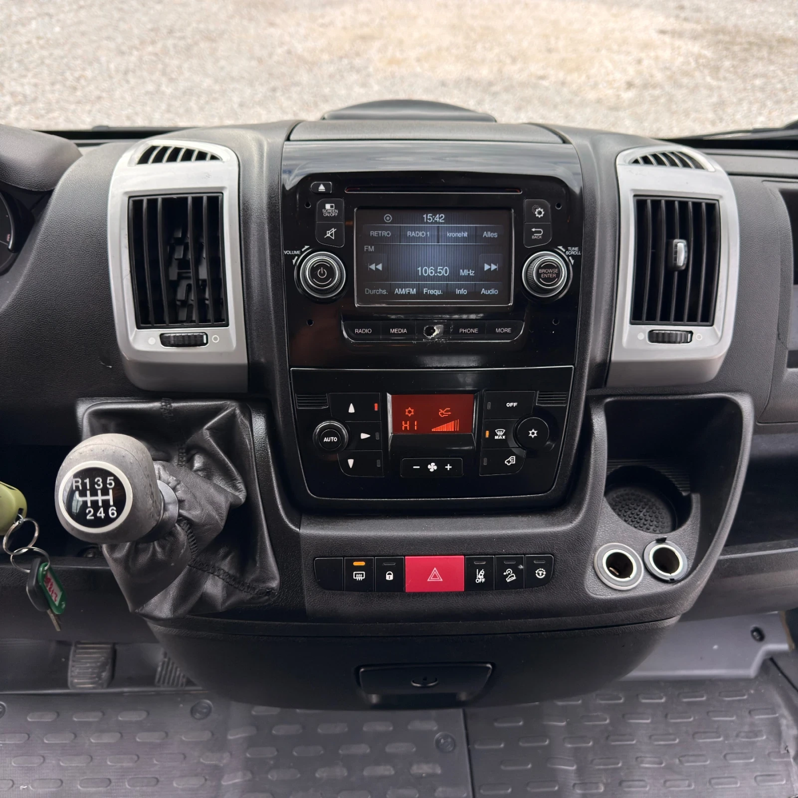 Fiat Ducato 3.0JTD-Климатроник-6местен, снимка 14 - Бусове и автобуси - 56725561