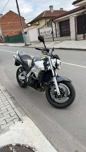 Suzuki Gsr, снимка 1