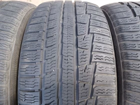 Гуми Зимни 235/45R17, снимка 6 - Гуми и джанти - 47299599