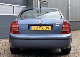 Skoda Superb 2.0, снимка 8