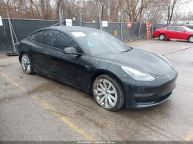 ������ Tesla Model 3