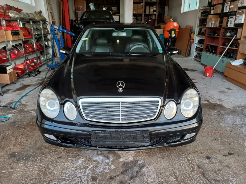 Mercedes-Benz E 220, снимка 14 - Автомобили и джипове - 47173328