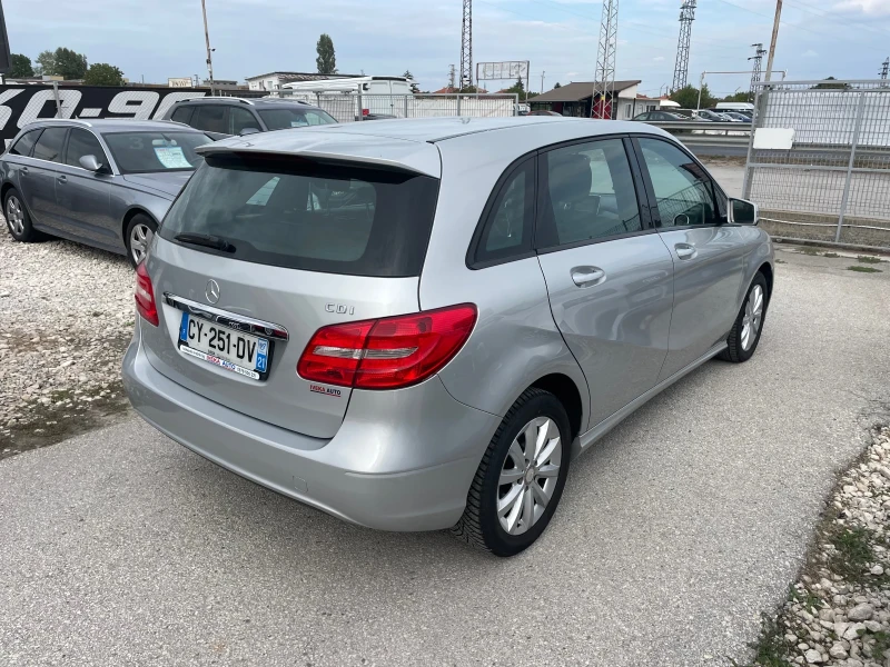 Mercedes-Benz B 180 1.5 DCi Full, снимка 4 - Автомобили и джипове - 47303806