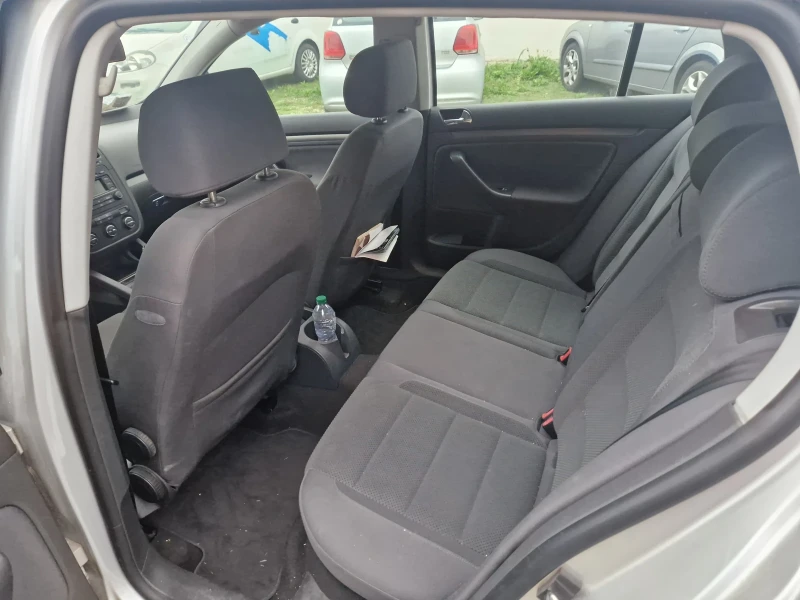 VW Golf 1.9TDI, 105кс, 06г220х.км.Италия, снимка 11 - Автомобили и джипове - 47509486