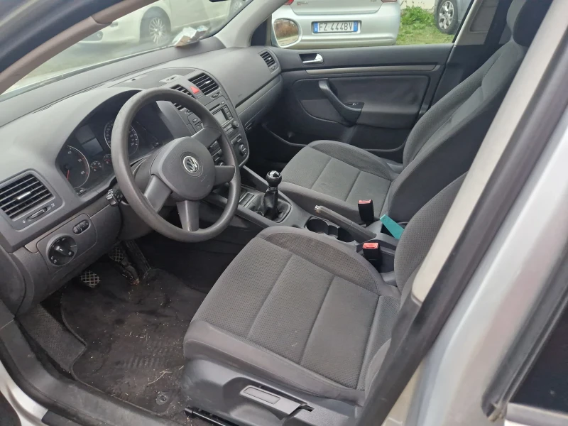 VW Golf 1.9TDI, 105кс, 06г220х.км.Италия, снимка 9 - Автомобили и джипове - 47509486