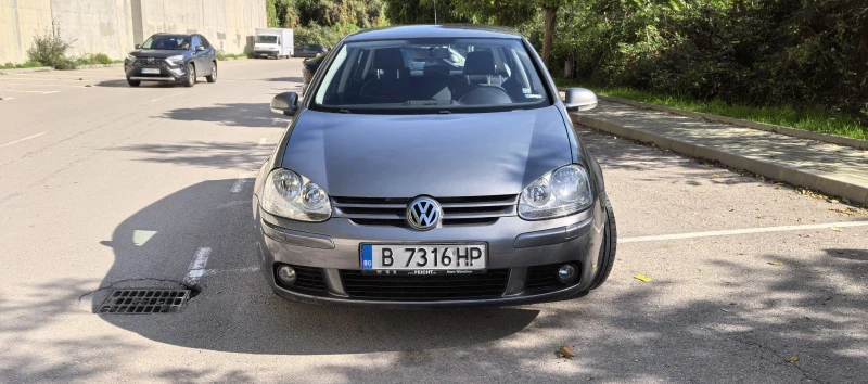 VW Golf 1.6, снимка 1 - Автомобили и джипове - 47566061