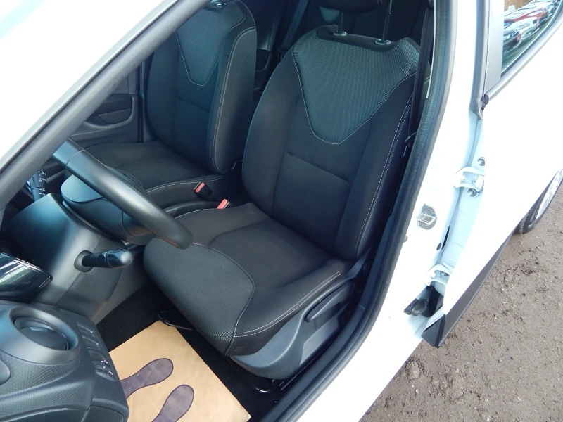 Renault Clio 1.2i* EURO6* , снимка 14 - Автомобили и джипове - 48825808