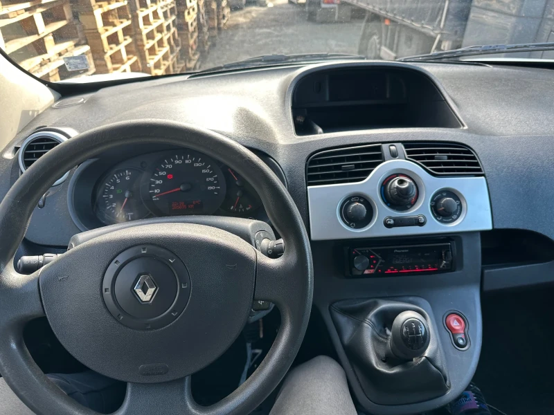 Renault Kangoo, снимка 6 - Автомобили и джипове - 49096686