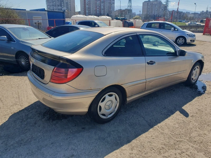 Mercedes-Benz C 180 C 180/Автоматик, снимка 4 - Автомобили и джипове - 49560333