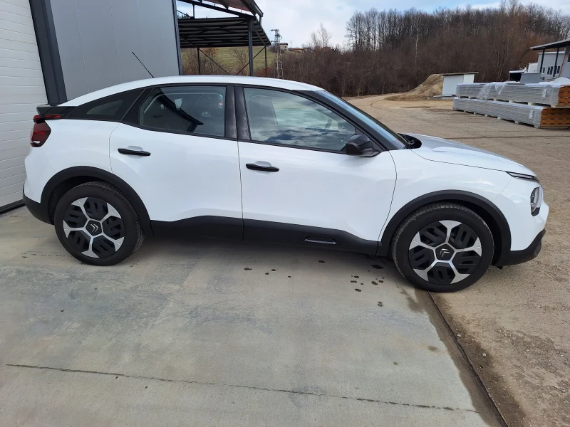 Citroen C4 09.2022г Италия, снимка 4 - Автомобили и джипове - 52877572