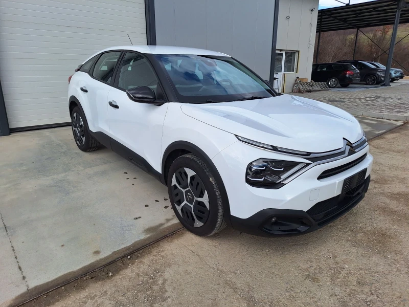 Citroen C4 09.2022г Италия, снимка 3 - Автомобили и джипове - 52877572