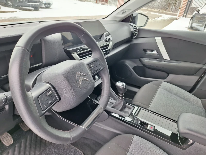 Citroen C4 09.2022г Италия, снимка 14 - Автомобили и джипове - 52877572