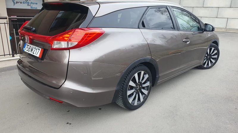 Honda Civic 1.6D 6sk.Navi+ Камера, снимка 9 - Автомобили и джипове - 52892706