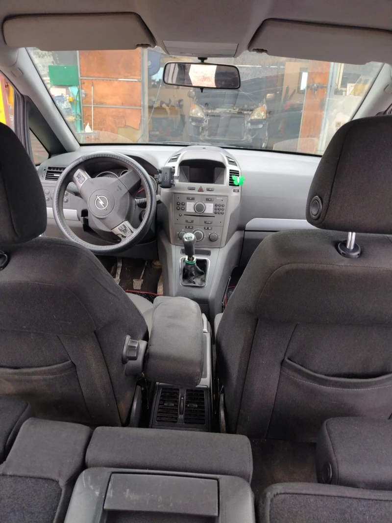 Opel Zafira Ван, снимка 8 - Автомобили и джипове - 53598431