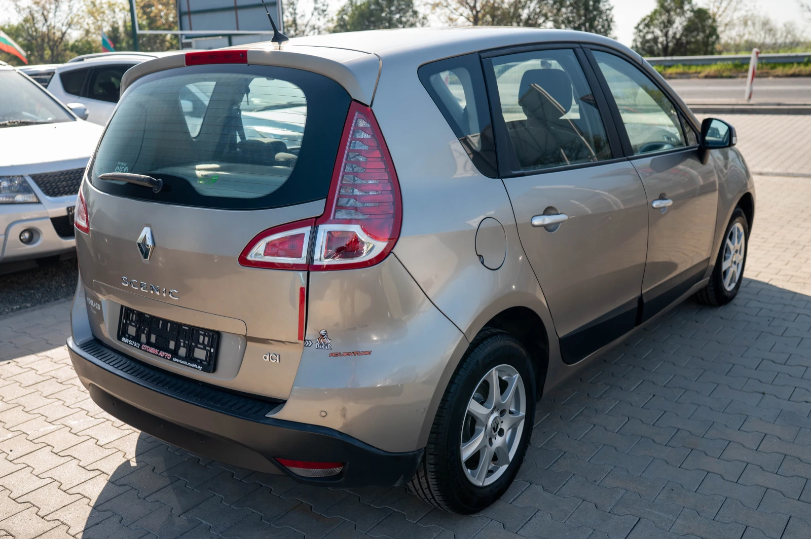 Renault Scenic 1.5dci* 2010* 6ск - изображение 6