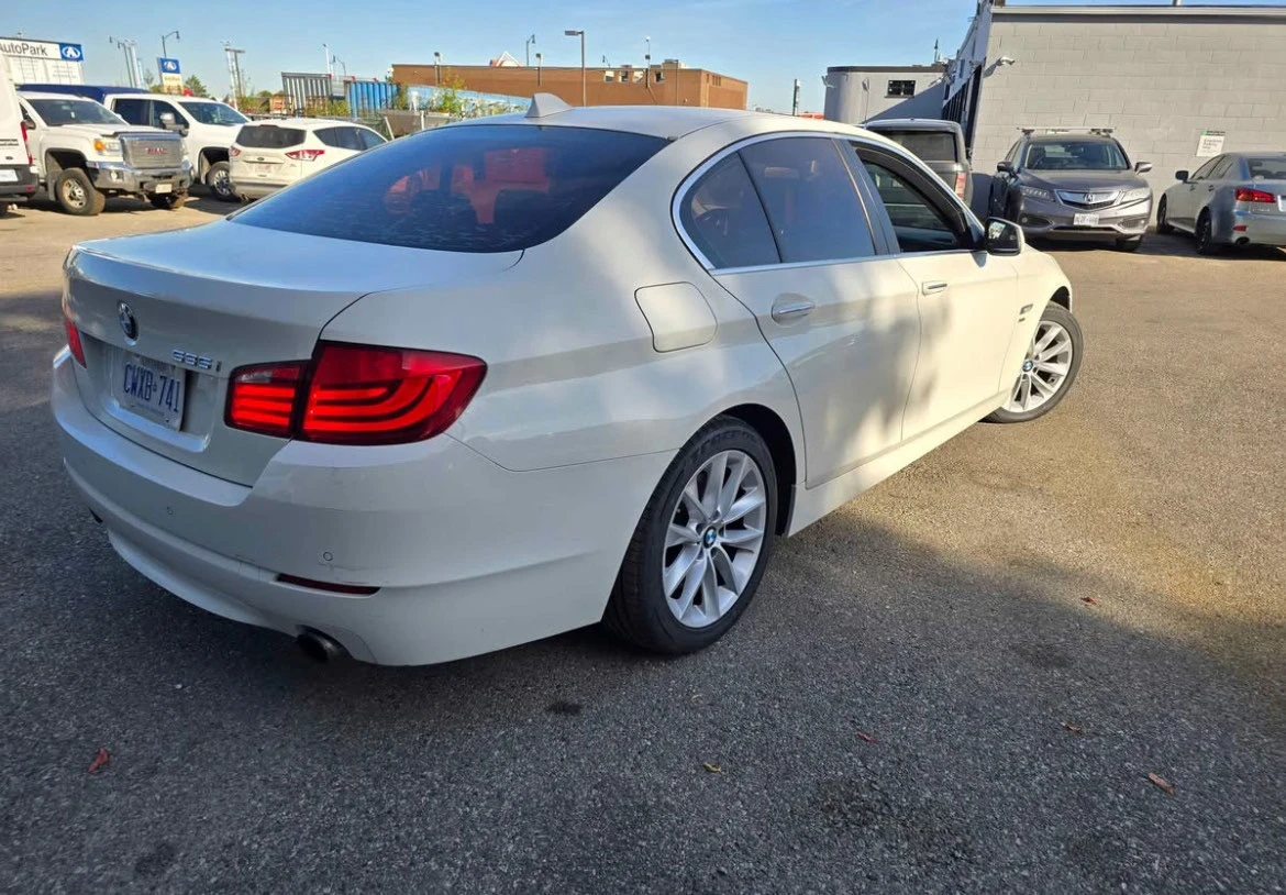 BMW 535 i XDRIVE * * CARFAX * * АВТО КРЕДИТ * *  - изображение 3
