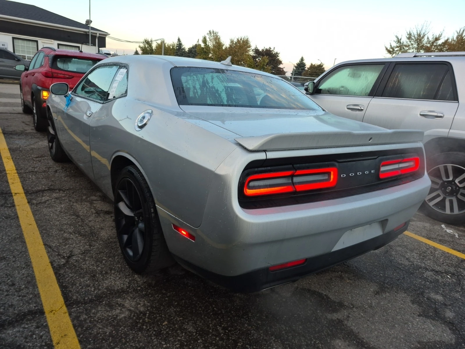 Dodge Challenger RT * * 8ZF * * CARFAX * * АВТО КРЕДИТ * *  - изображение 4