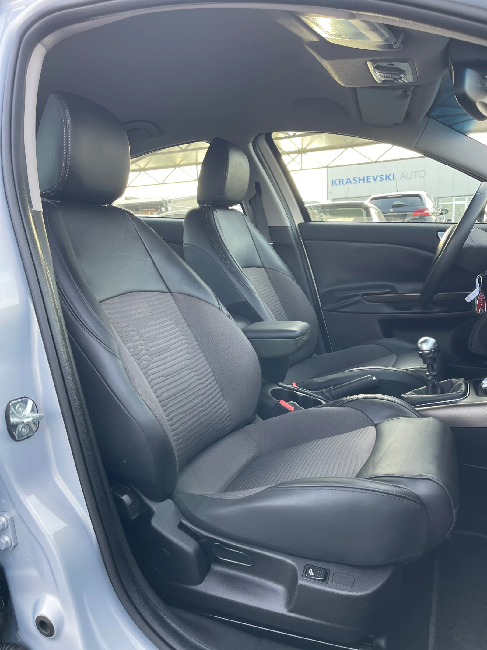 Alfa Romeo Giulietta Face! 2.0jtdM2-150!! 96K km!!! Exclusive | Mobile.bg � ����������� 13