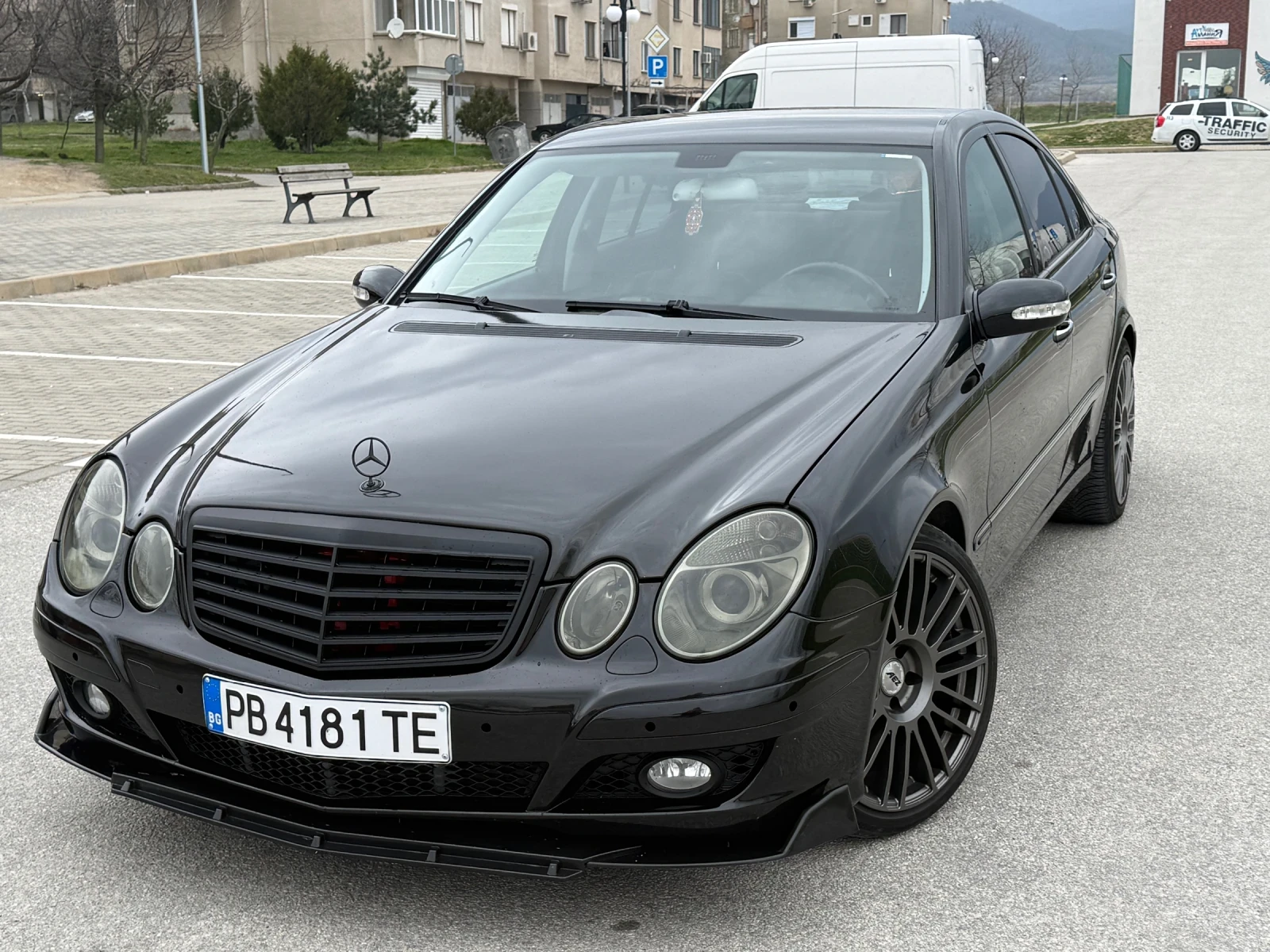 Mercedes-Benz E 280 Реален пробег/РЕДОВИ МОТОР, снимка 2 - Автомобили и джипове - 53156368