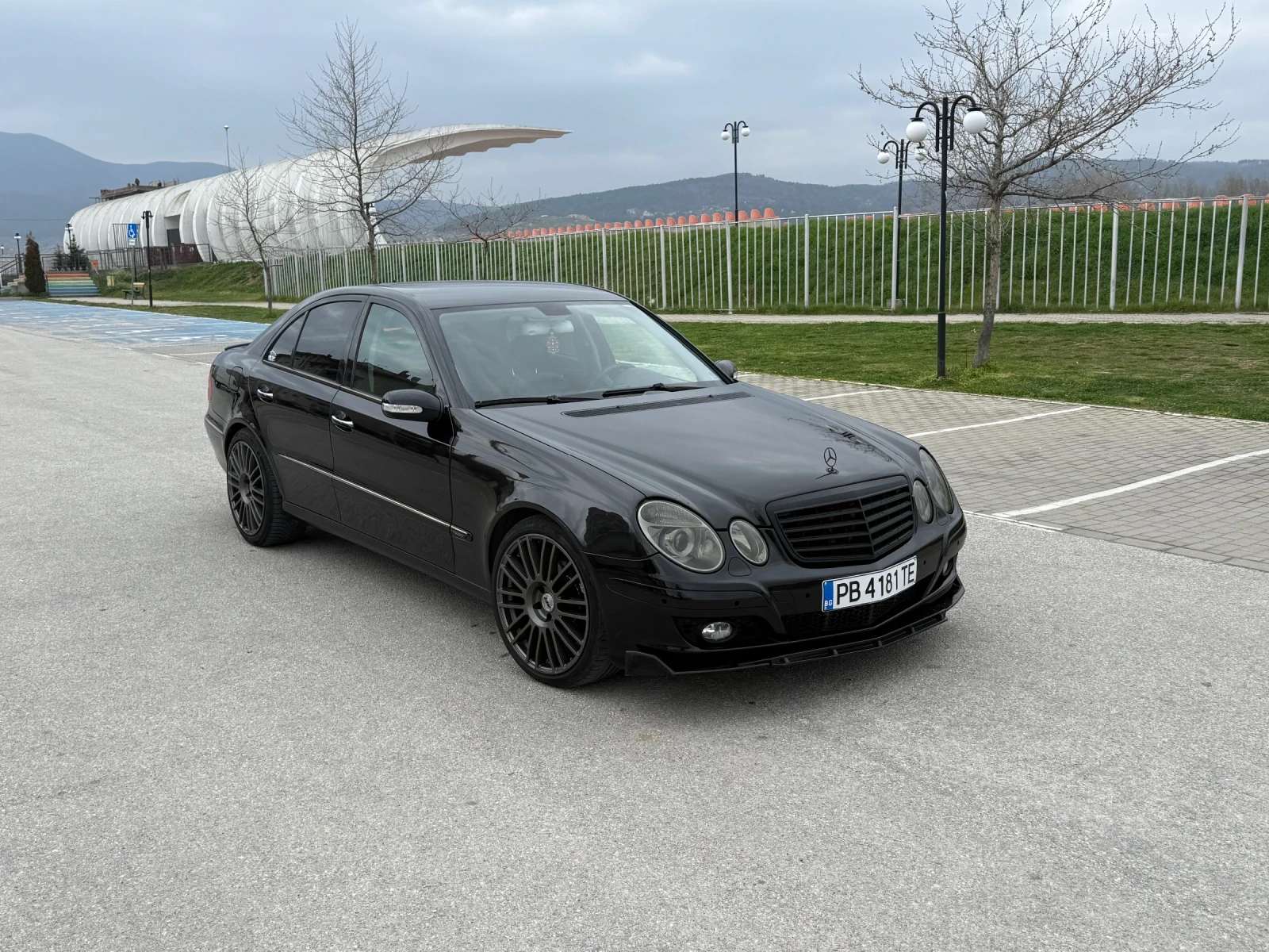 Mercedes-Benz E 280 Реален пробег/РЕДОВИ МОТОР, снимка 3 - Автомобили и джипове - 53156368