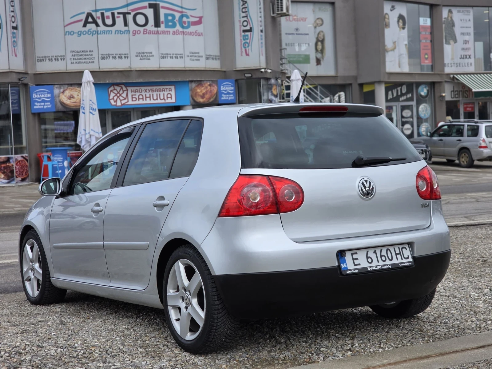 VW Golf 1.9tdi 156 хл! Кара се Всеки ден Обслужен  - изображение 3