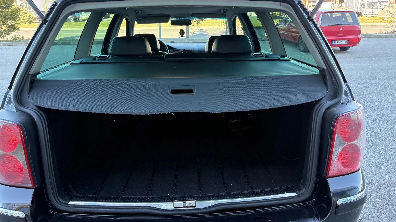 VW Passat 1.9tdi 131kc., снимка 15 - Автомобили и джипове - 53748440