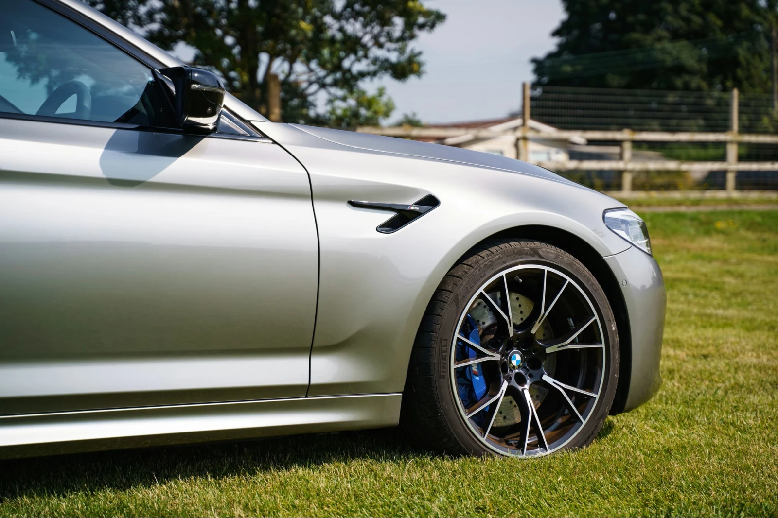 BMW M5 Competition, снимка 5 - Автомобили и джипове - 53872677