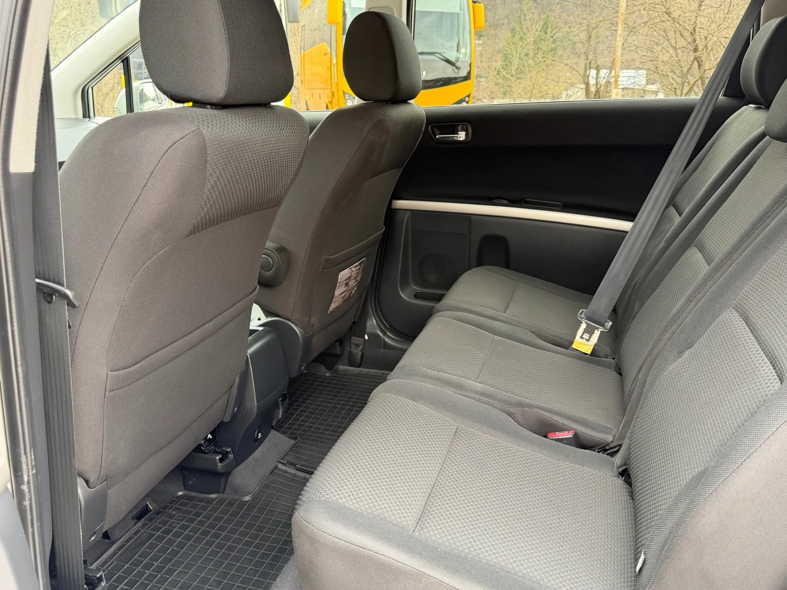 Toyota Corolla verso 1.8vvti Автомат 6+ 1, снимка 12 - Автомобили и джипове - 53906792